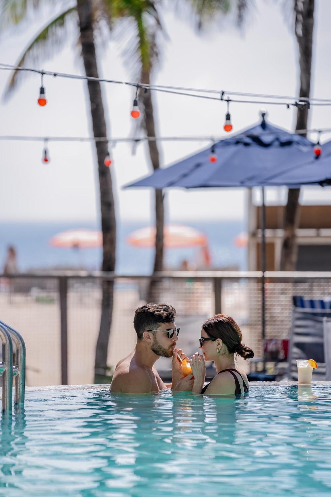 B Ocean Resort Fort Lauderdale Beach Bagian luar foto